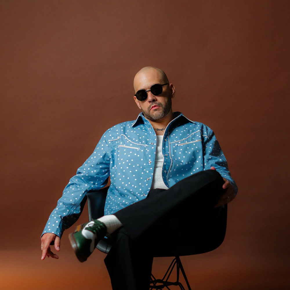 Victor Koast sitting